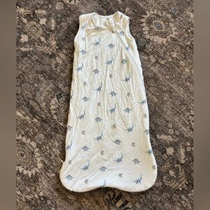 Kyte BABY Cream Sleep Sac with Blue Dino’s